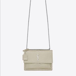 Saint Laurent sunset Bag. (24 hours )